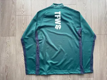 미사용 새상품 TFW49 긴팔 모크넥 사이즈 M
