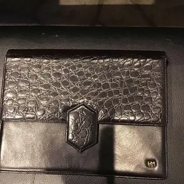 블랙 포멀 백 크로커다일풍 가죽