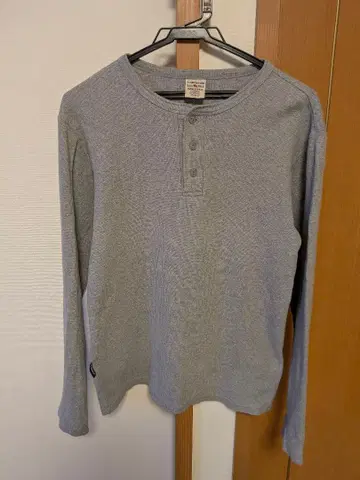 AVIREX U.S.A. 그레이 헨리넥 긴팔 티셔츠