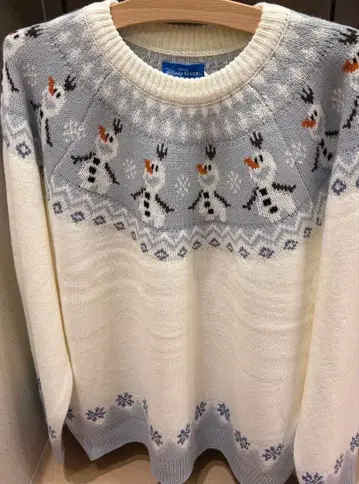 디즈니랜드 올라프 스웨터 L 사이즈 니트