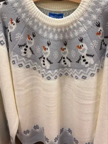 디즈니랜드 올라프 스웨터 L 사이즈 니트