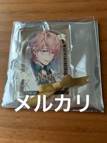 피오피오레의 만종 피오피 니콜라 리본 타이 아크릴 플레이트 키체인