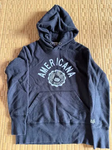 Americana 스미쿠로 후드 부착 후드티