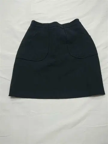 & 조르지오 아르마니 골프 울 혼방 사다리꼴 스커트 네이비 계열 40