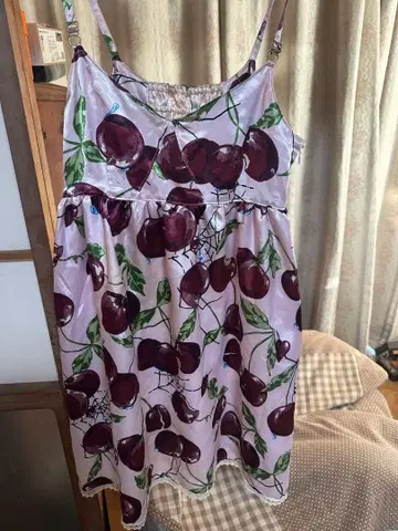 MILK 타란 체리 원피스