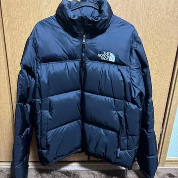 THE NORTH FACE 블랙 눕시 다운 자켓