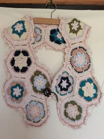 컬러풀 꽃 모티브 스톨 (스위트 핑크 x 에메랄드 그린)