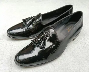 FERRANTE 페란테 태슬 로퍼 페이턴트 6.5 블랙