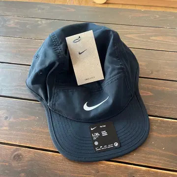 NIKE fly cap dry fit L/XL