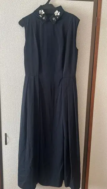 체스티 비쥬 컬러 세트 원피스