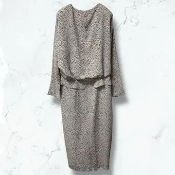 2551 스코프 롱 원피스 베이지 9A 파워숄더 레트로 구제 의류