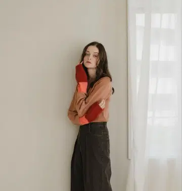 더블 커프 니트탑