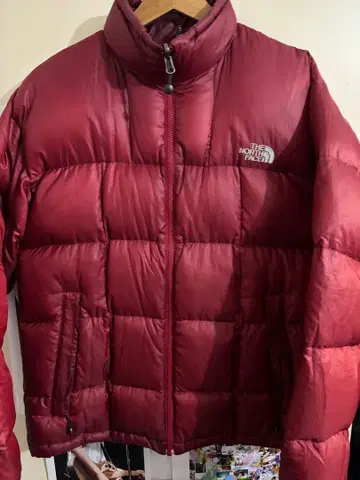 THE NORTH FACE 더 노스 페이스 눕시 빨간색