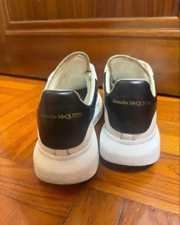 [ 당일 발송 ] Alexander McQueen 통굽 스니커즈 화이트