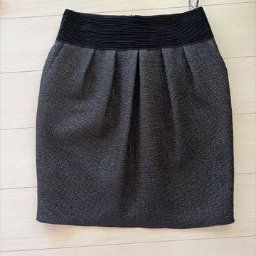 아르마니 블랙 멋스러운 스커트 40 새상품급