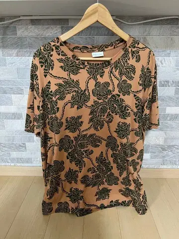 드리스 반 노튼 새상품급