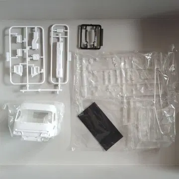 아오시마 데코토라 이스즈 기가 캡 일식