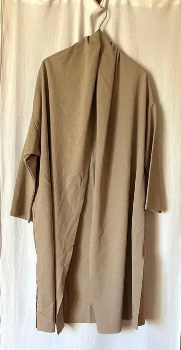 [ 미사용 새상품 ] Aga 롱 가디건