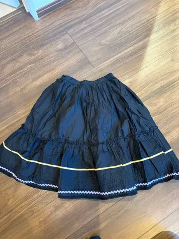 돌리걸 바이 안나수이 스커트