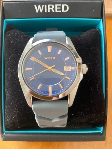 WIRED 네이비 손목시계 쿼츠
