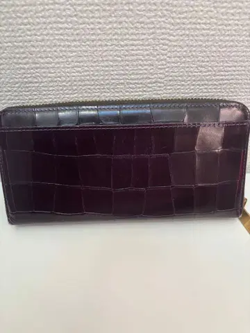 Epoi 에포이 가죽 타일 악어 엠보싱 장지갑 퍼플