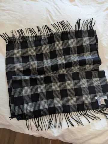 [클리닝 새상품급] johnstons 머플러