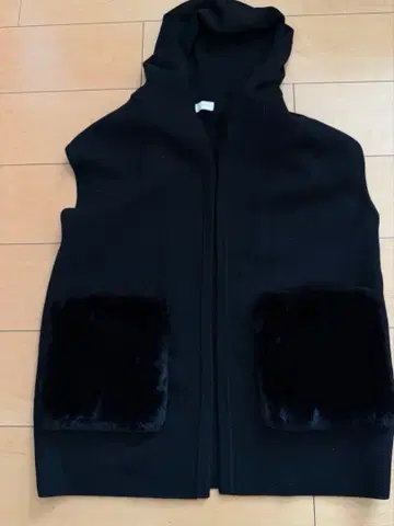 Ballsey 퍼 포켓 니트 베스트