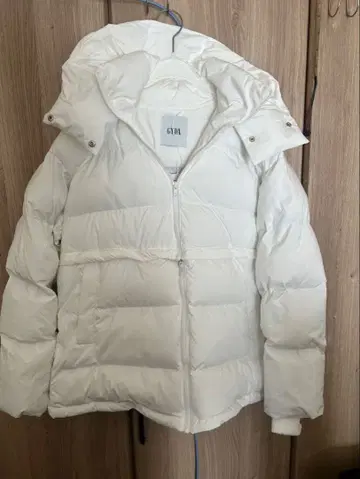 GYDA 다운 충전솜 아우터 2WAY 화이트 새상품