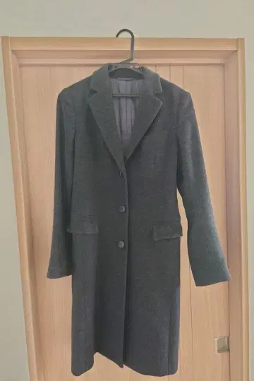 수트 컴퍼니 다크 그레이 체스터 코트 울 혼방