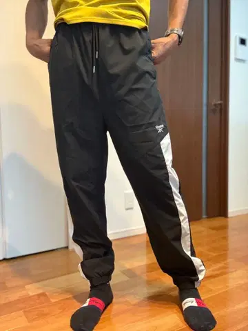 리복 Reebok 나일론 팬츠 조거 팬츠 블랙/화이트 L 사이즈 새상품급