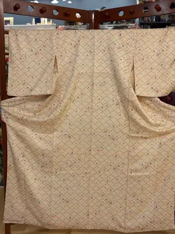 꽃무늬 코몬 기모노 크림색