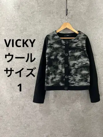 [ VICKY ] 비키 카모 패턴 자켓 울 블랙 로고 버튼