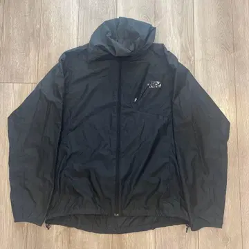 THE NORTH FACE 블랙 자켓 윈드브레이커