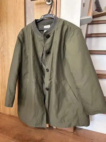 두 세 올리브 퀼팅 자켓