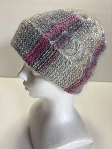 핸드메이드 다이아 도미나의 핑크나 그레이 계열 혼방 실로 짠 니트 모자