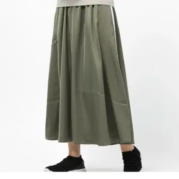 TIGORA 플레어 스커트 롱 스커트 모스그린 사이드 라인