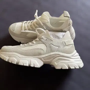 nouer 화이트 메쉬 스웨이드 스니커즈