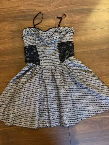 질스튜어트 라메 트위드 드레스 사이즈 2