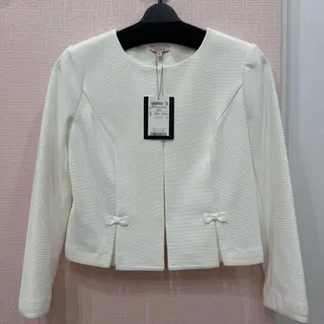 [택 포함 새상품] TOCCA 노카라 자켓 XS 화이트