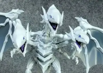 유희왕 프라모델 블루아이즈 얼티밋 드래곤과 엑조디아