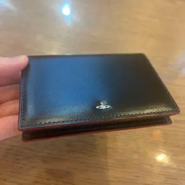 명함지갑 블랙 빨간색 비비안
