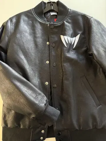 토야마 그라우지스 자켓 fanatics