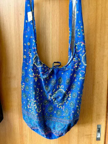 naturalistic 인도산 부드러운 천 숄더백