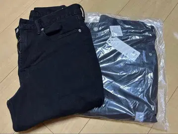 GU 스트레치 슬림 스키니 청바지