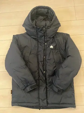 LOGOS 파크 M 사이즈 다운 자켓