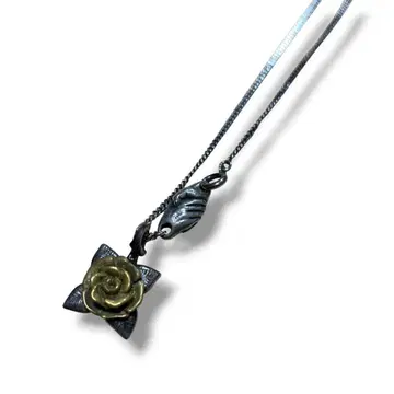 CLUCT 클럭 ROSE NECKLACE 장미 목걸이