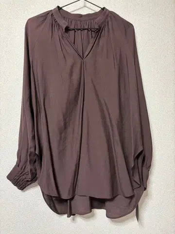 Aga [ DB ] 스키퍼 개더 블라우스