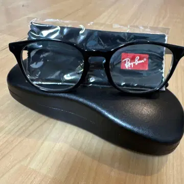 레이밴 블랙 안경 케이스 포함