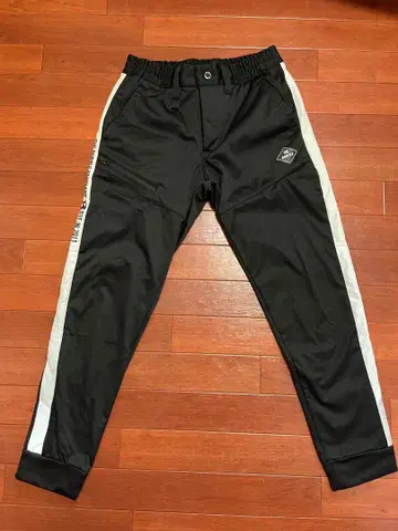 BURTLE 조거 팬츠 속기모 M 사이즈