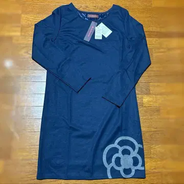 까멜리아 패치 A라인 원피스